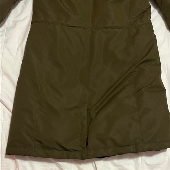 Columbia Olive Green Ski & Snow Jacket with Fur Hood - Picture 13 of 16